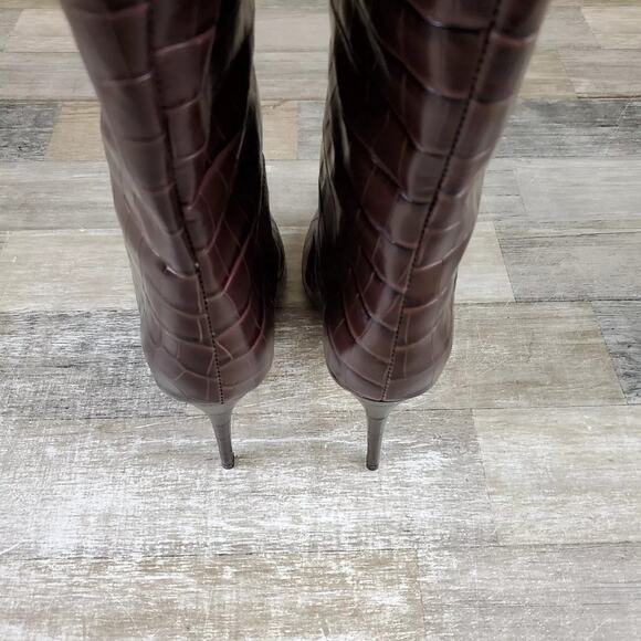 Schutz Maryana Crocodile Embossed Leather Boot Chocolate - 7 - Picture 8 of 8